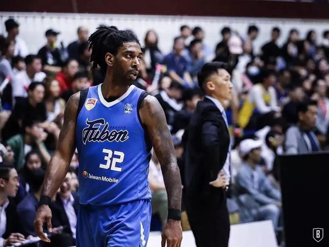 lol新英雄-浙江稠州迎NBA季后赛关键赛，转会期官宣签约，信心回归，团队化学反应显著的简单介绍